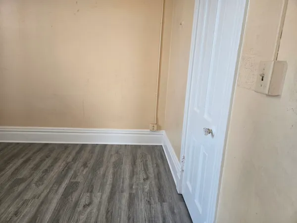 $1,600 | 3 National Street, Unit 3, Elgin, IL 60123