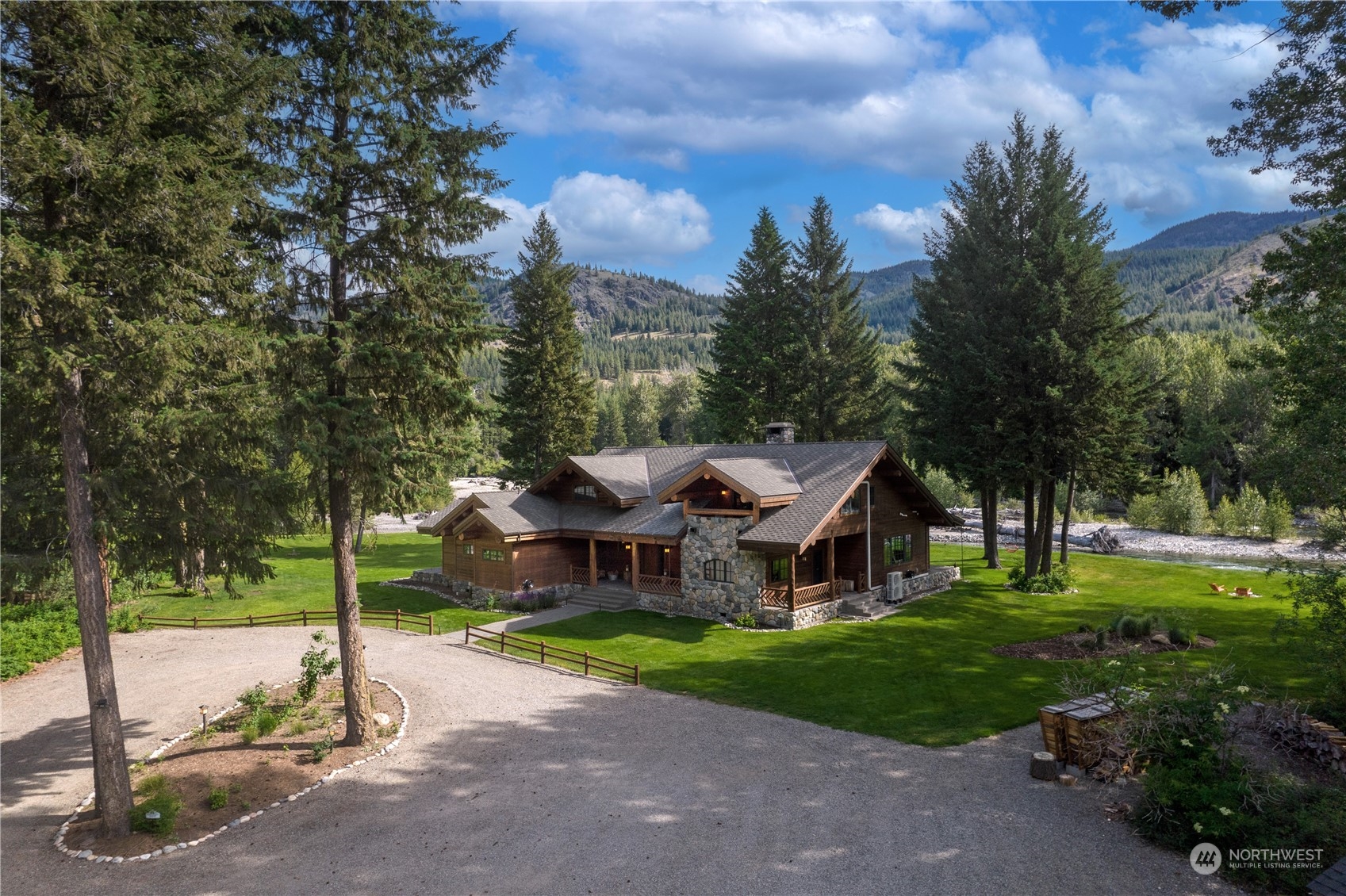 18307C State Rte 20 Winthrop, WA 98862 - Photo 4 of 40 Gallery Image 4