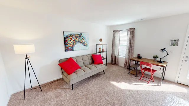 $2,495 | 1060 Kilbery Lane, North Aurora, IL 60542