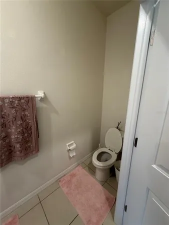 $2,400 | 8620 Milestone Drive, Sarasota, FL 34238