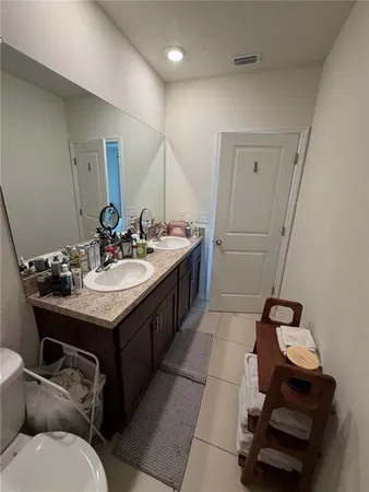 $2,400 | 8620 Milestone Drive, Sarasota, FL 34238