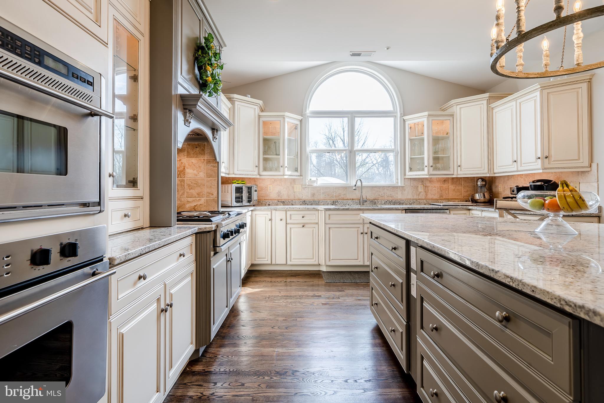 202 Green Valley Road Exton, PA 19341 - Photo 12 of 32 WOW Custom Kitchen, Professional gas cook top