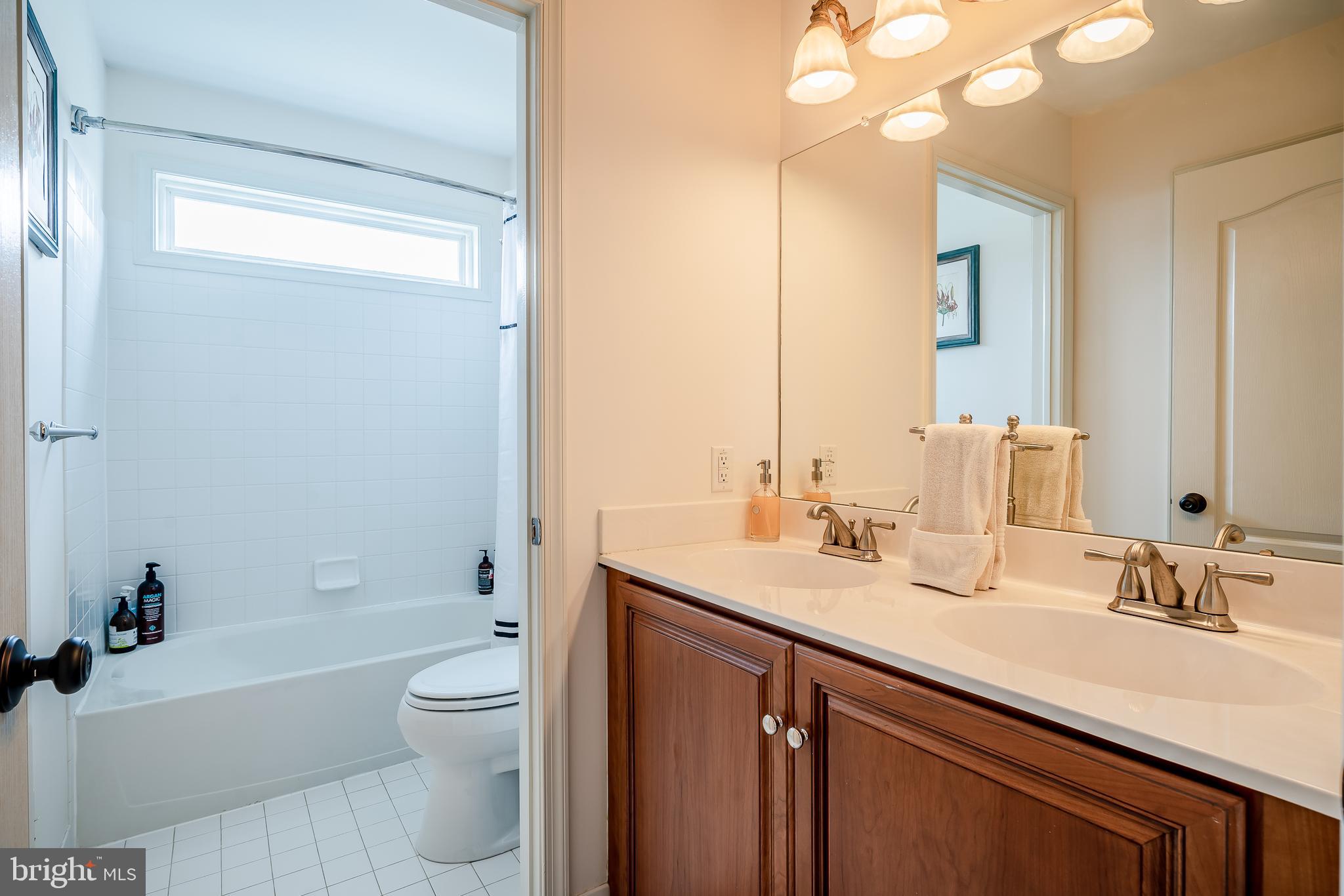 202 Green Valley Road Exton, PA 19341 - Photo 24 of 32 Full Bathroom