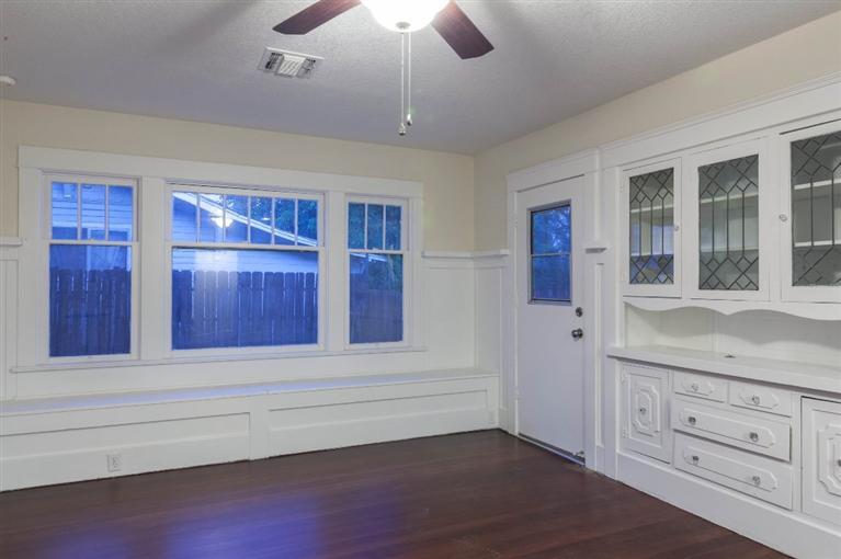 1219 K Street Reedley, CA 93654 - Photo 7 of 31
