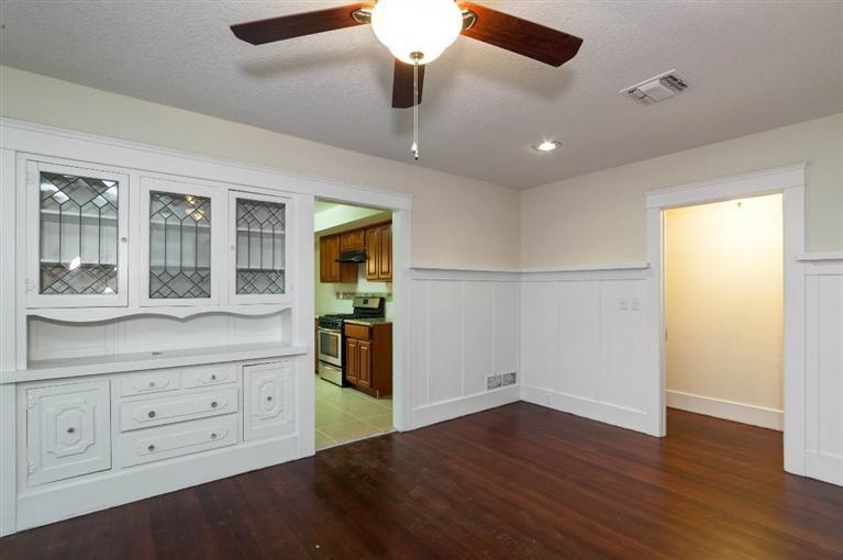 1219 K Street Reedley, CA 93654 - Photo 8 of 31