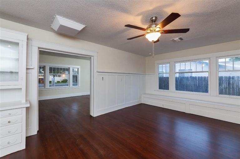 1219 K Street Reedley, CA 93654 - Photo 10 of 31