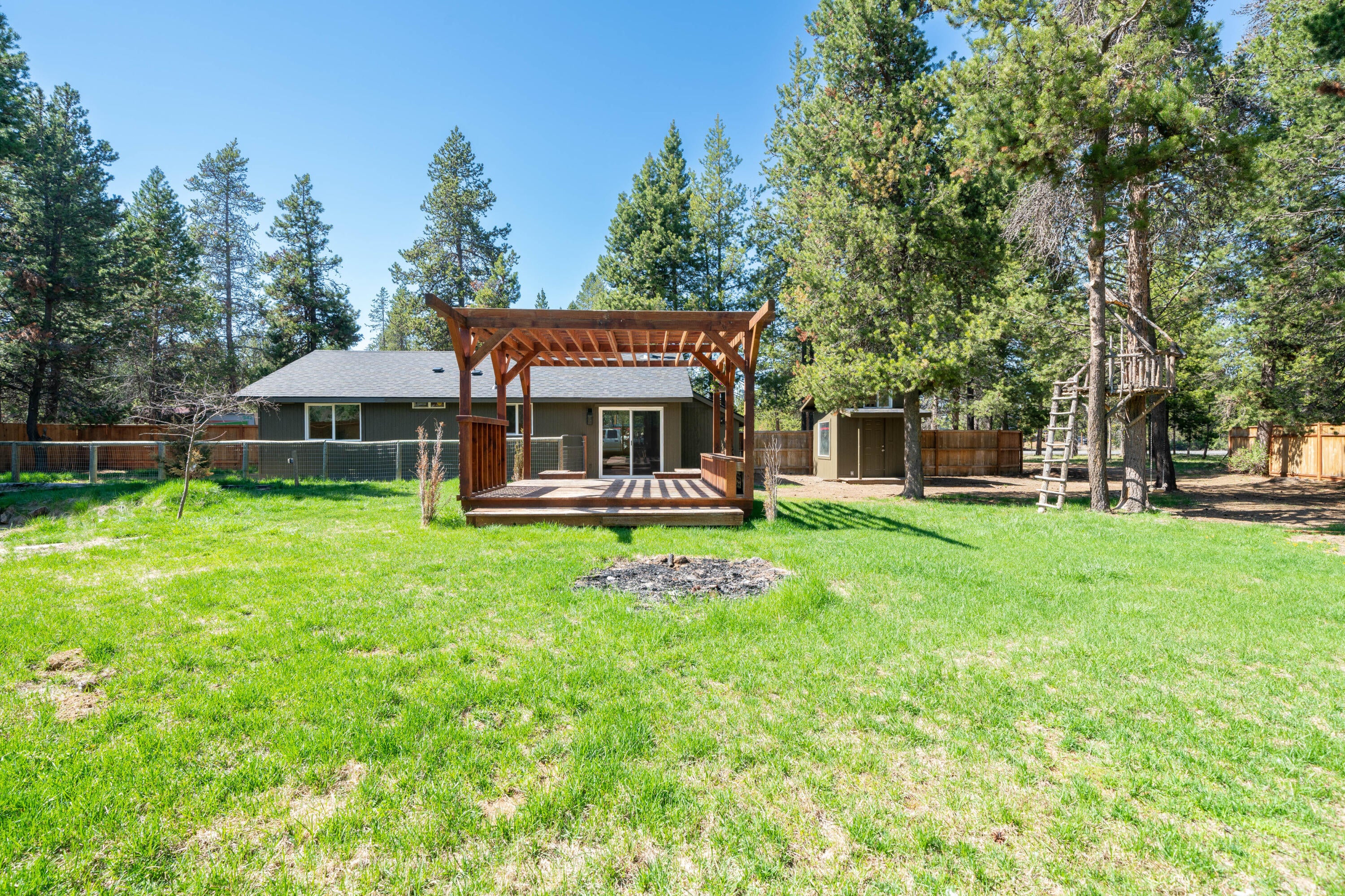 56074 Snow Goose Road Bend, OR 97707 - Photo 21 of 28 DSC04266