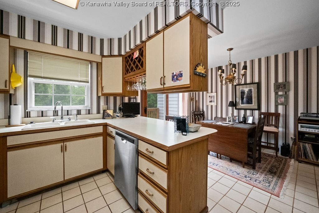 304 Flintlock Road Charleston, WV 25314 - Photo 18 of 48 Gallery Image 18