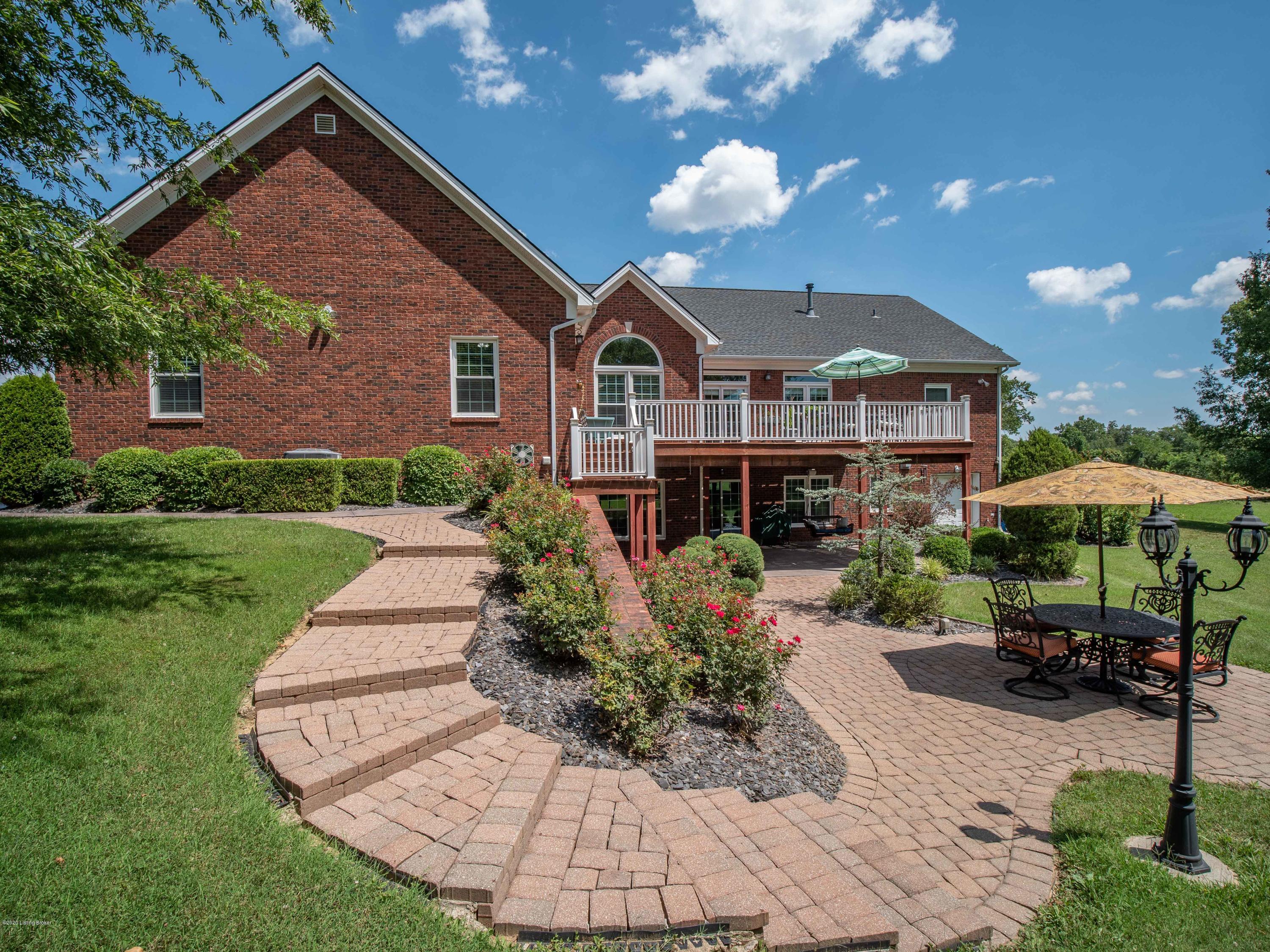 9906 Fairmount Road Louisville, KY 40291 - Photo 14 of 52 Gorgeous Pavers