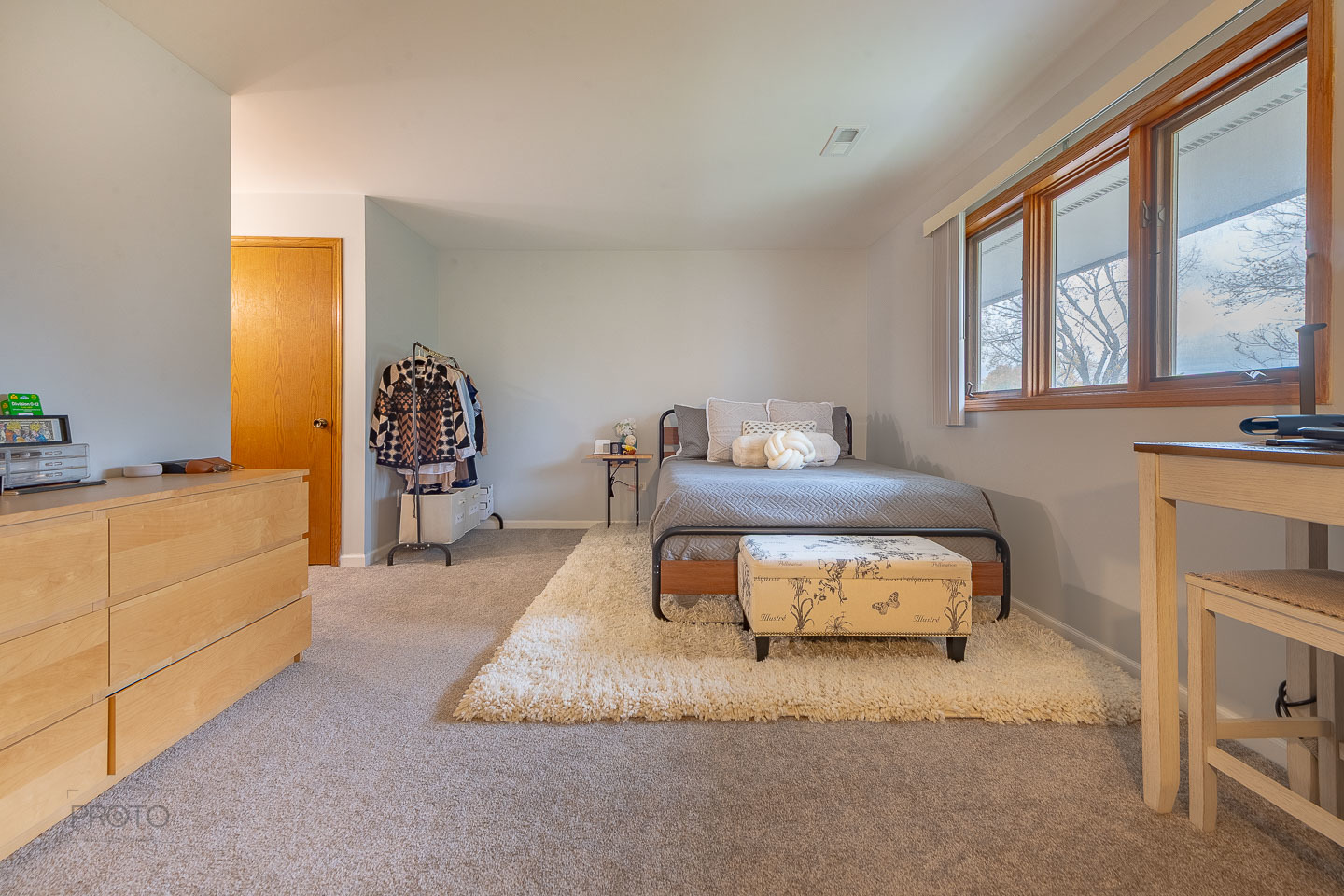 11015 South 84th Avenue, Unit 3C Palos Hills, IL 60465 - Photo 17 of 30 a room with a bed and a window