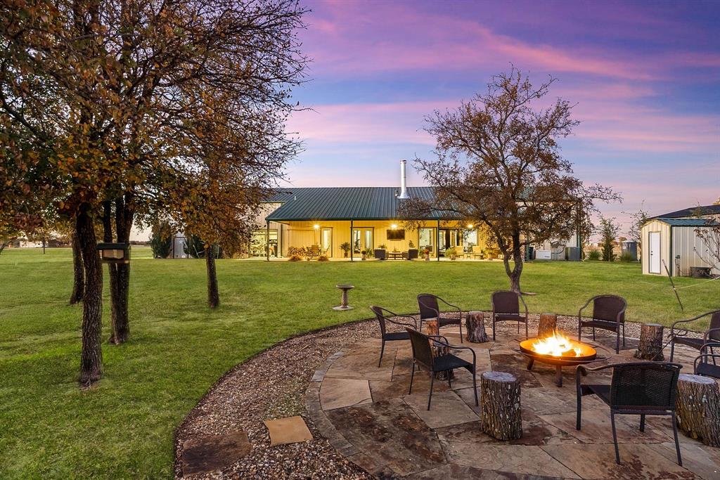 650 Scoggins Road Tioga, TX 76271 - Photo 2 of 32