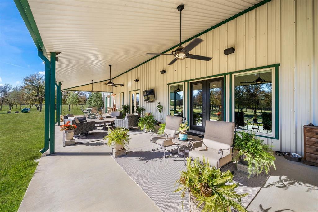 650 Scoggins Road Tioga, TX 76271 - Photo 23 of 32