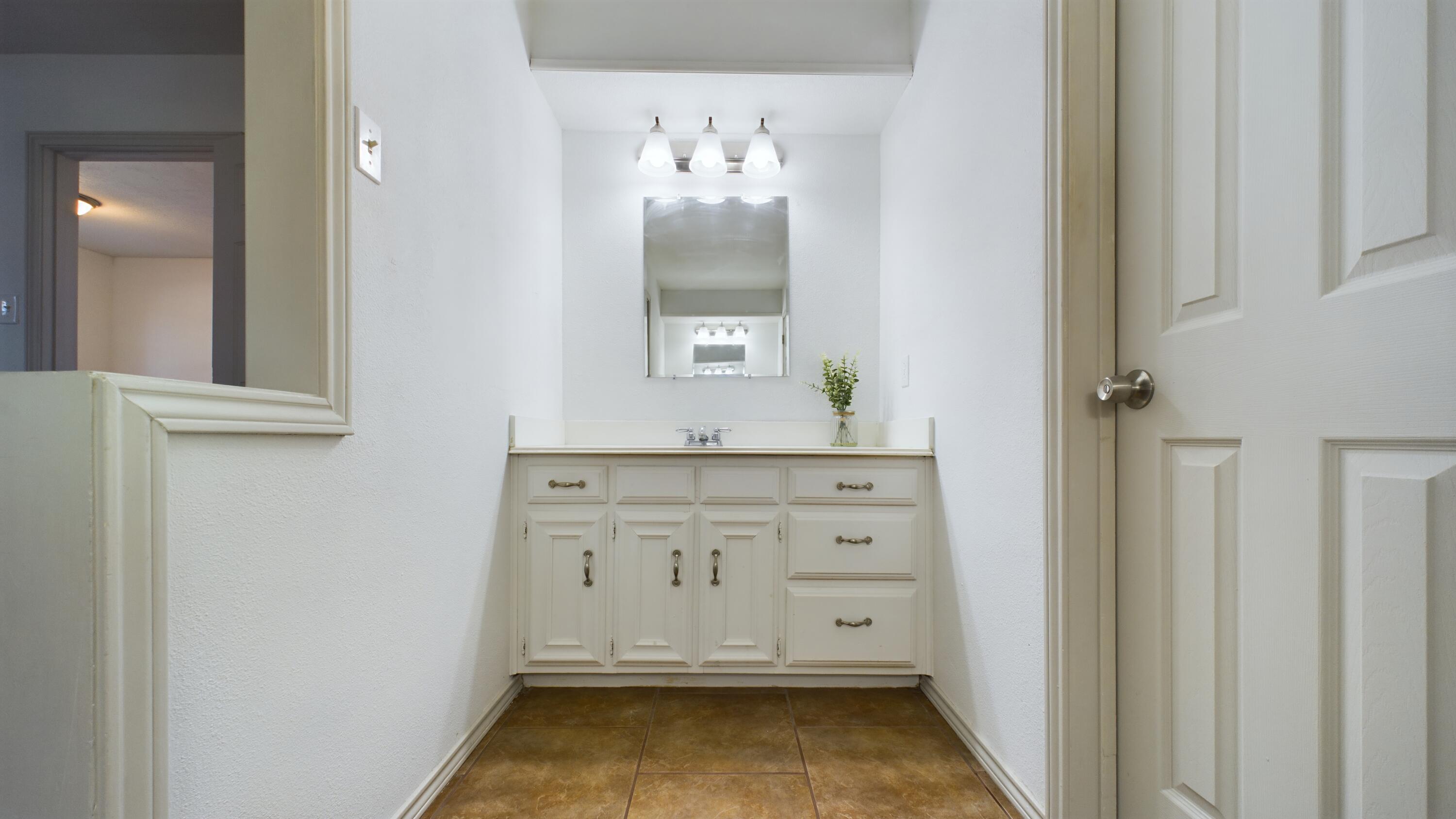 3419 101st Street Lubbock, TX 79423 - Photo 15 of 26 IMG_6301