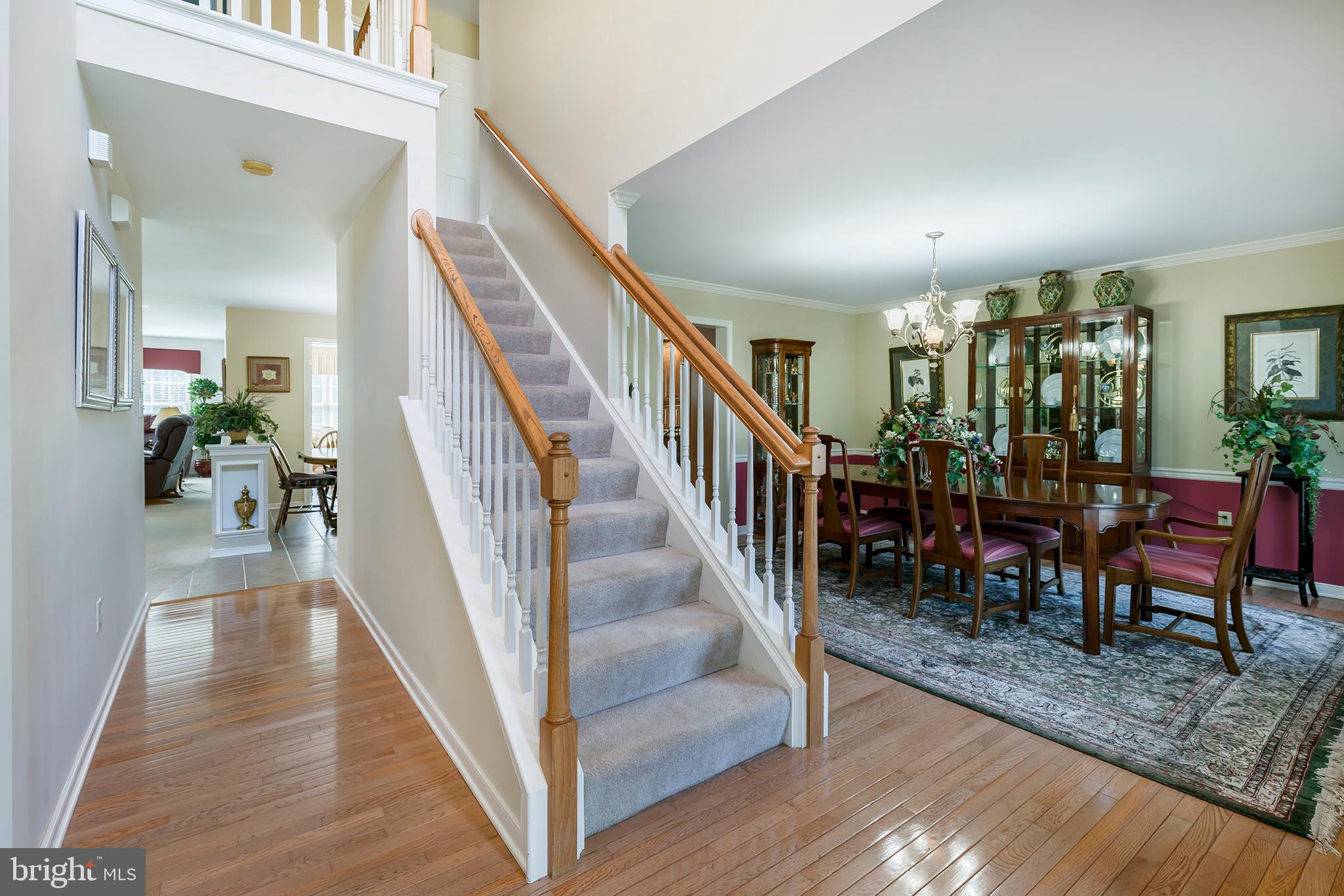 312 Royal Hunt Way Lititz, PA 17543 - Photo 2 of 27 2- Story Open Foyer