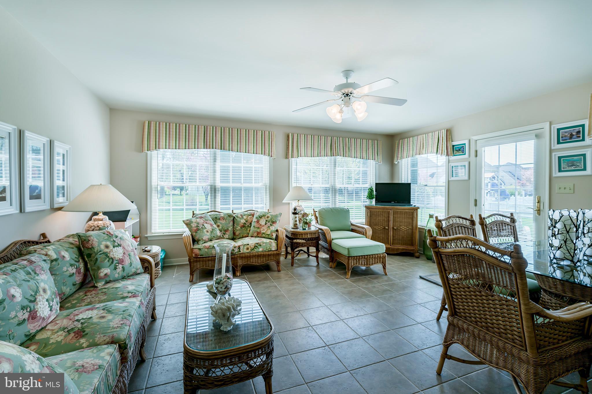312 Royal Hunt Way Lititz, PA 17543 - Photo 11 of 27 4 Season Florida Sunroom