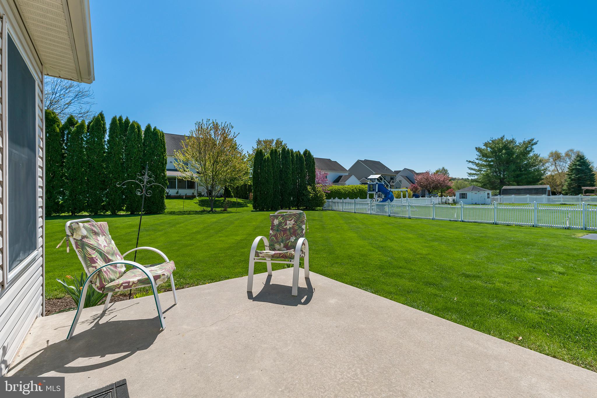 312 Royal Hunt Way Lititz, PA 17543 - Photo 23 of 27 Patio View