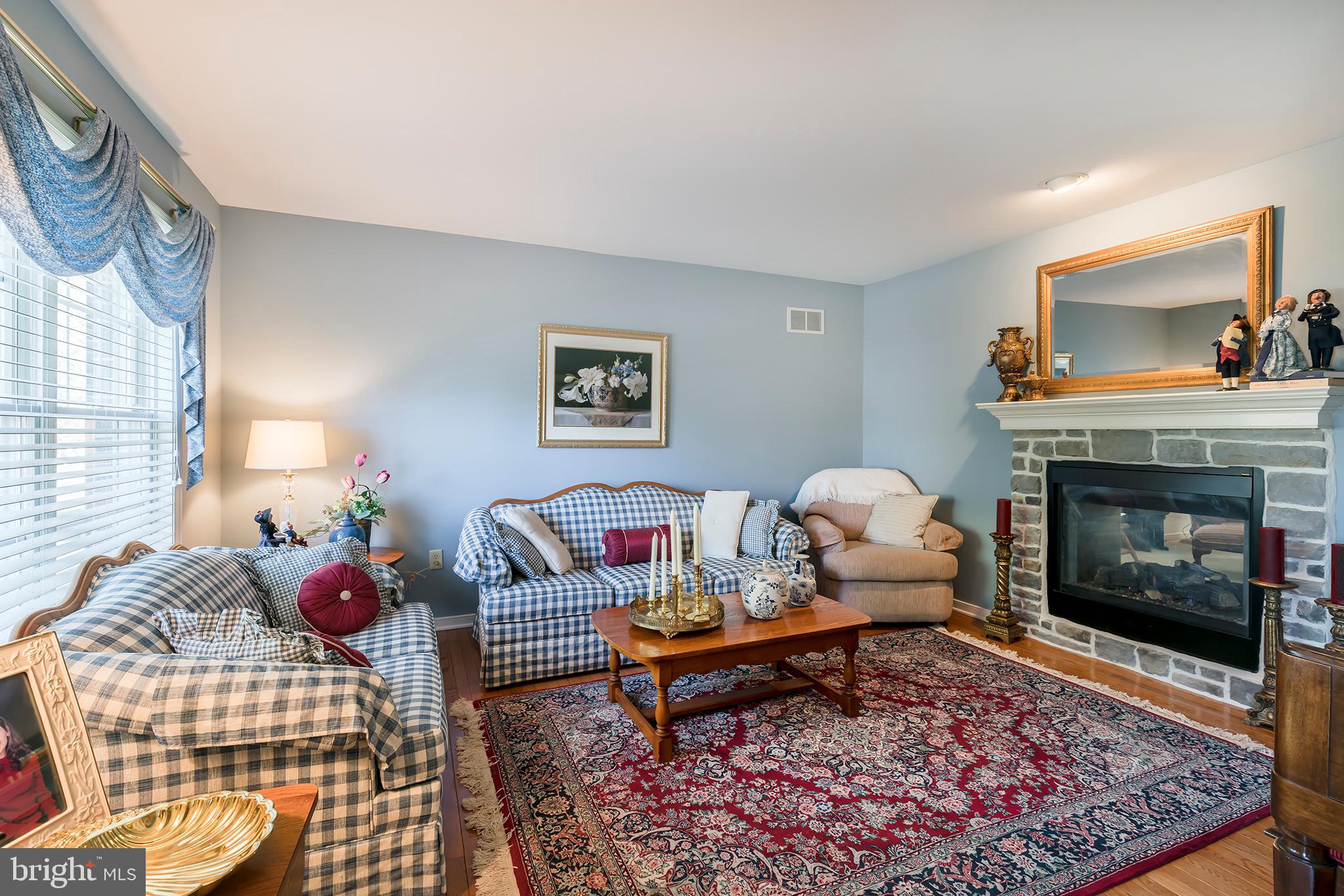 312 Royal Hunt Way Lititz, PA 17543 - Photo 9 of 27 Formal Living Room