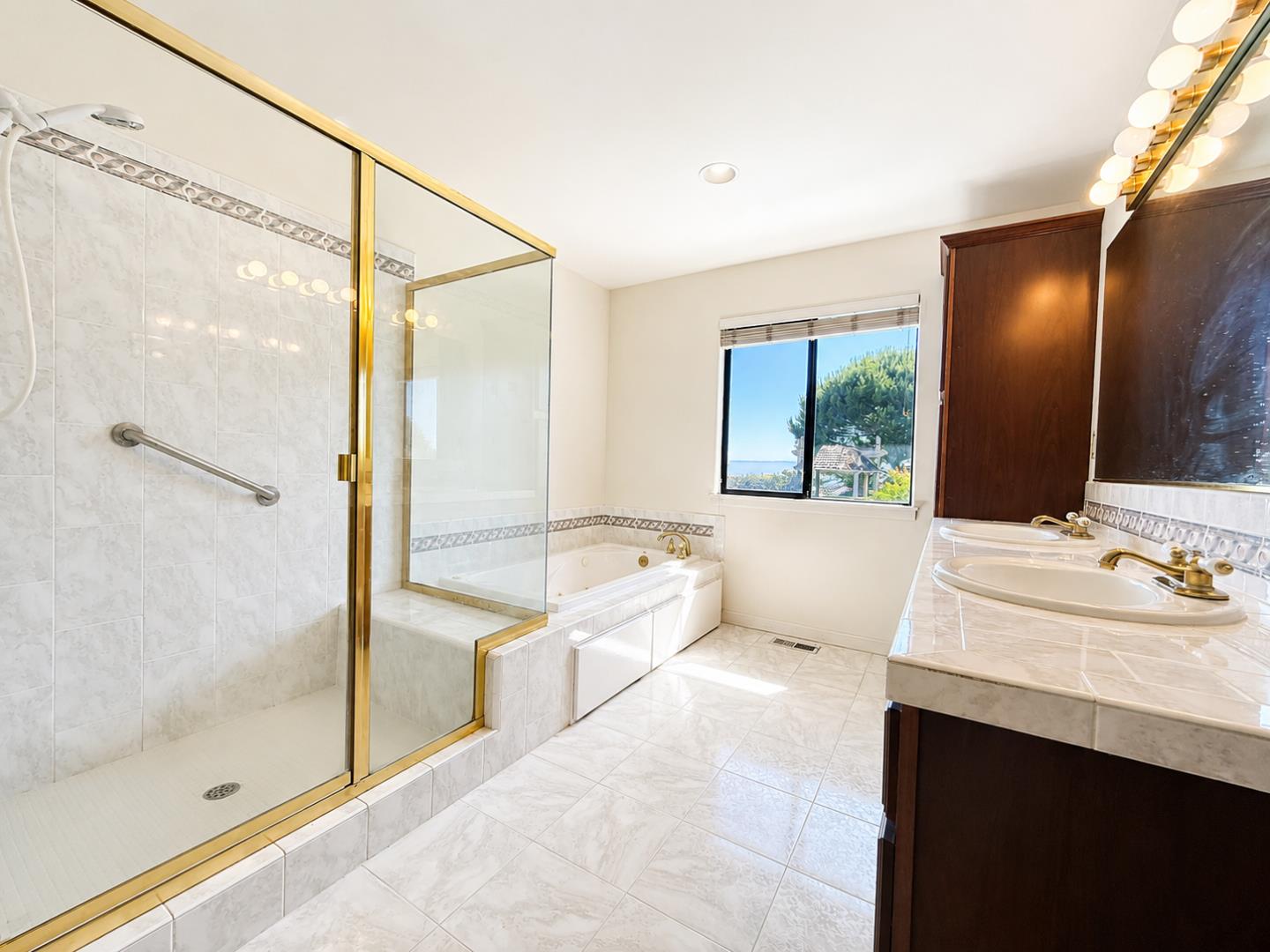 300 Ridgeway Road Woodside, CA 94062 - Photo 10 of 42