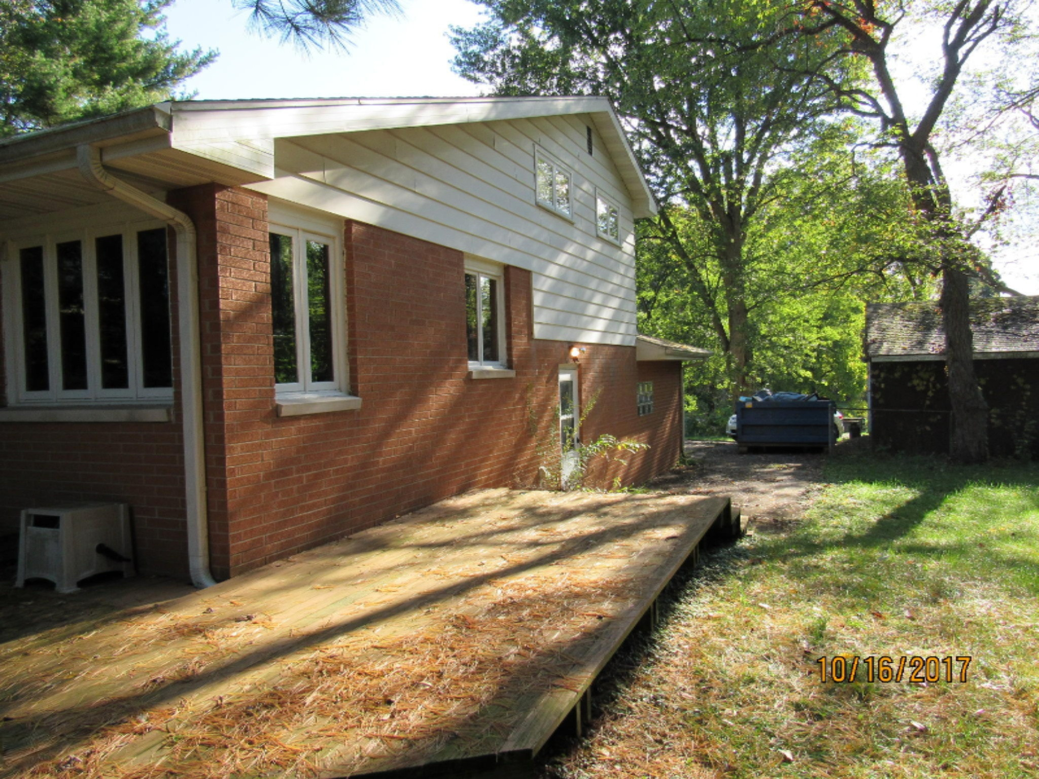5486 Tilly Road St. Joseph, MI 49085 - Photo 3 of 22 IMG_7000