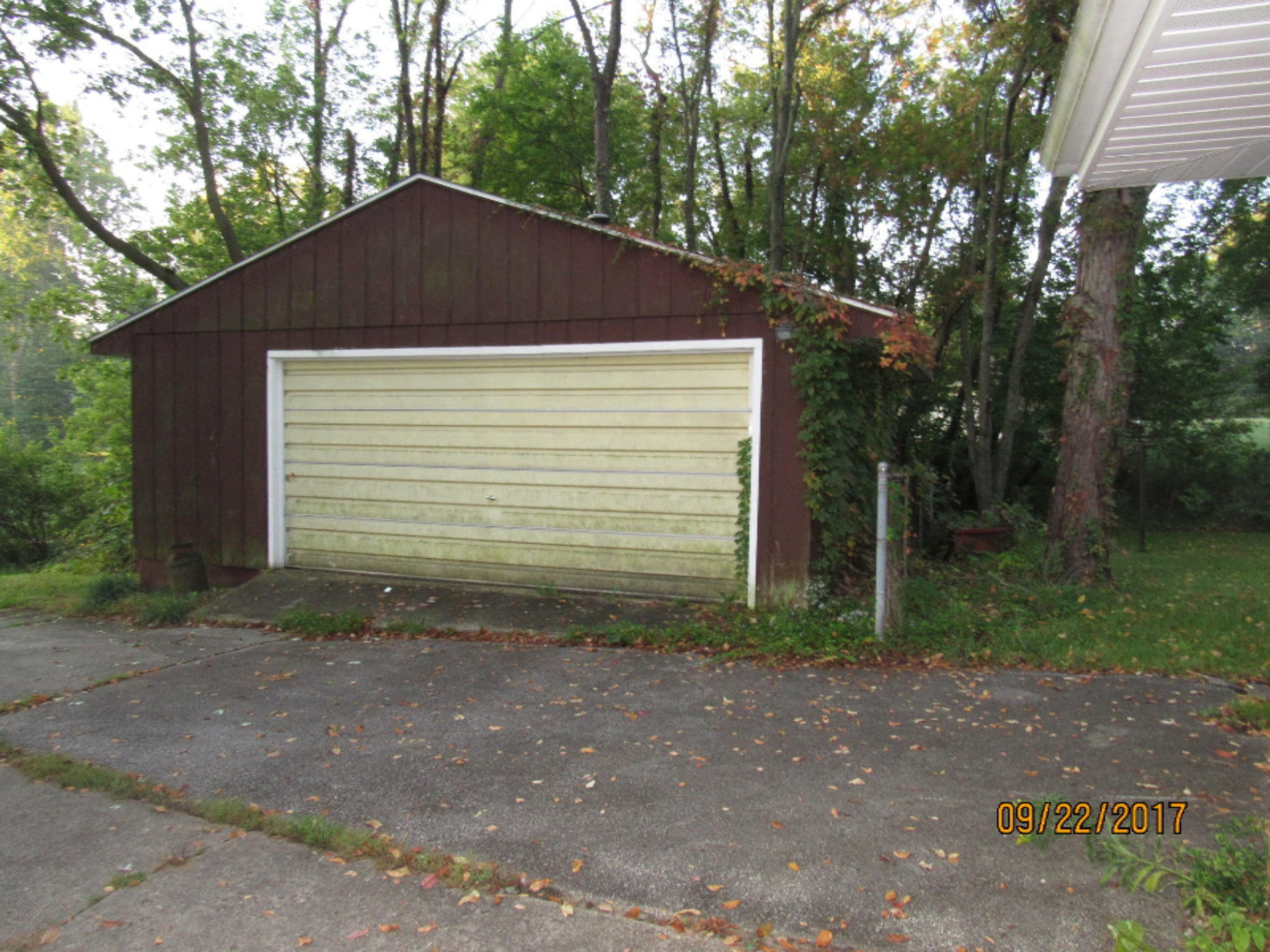 5486 Tilly Road St. Joseph, MI 49085 - Photo 8 of 22 IMG_6108