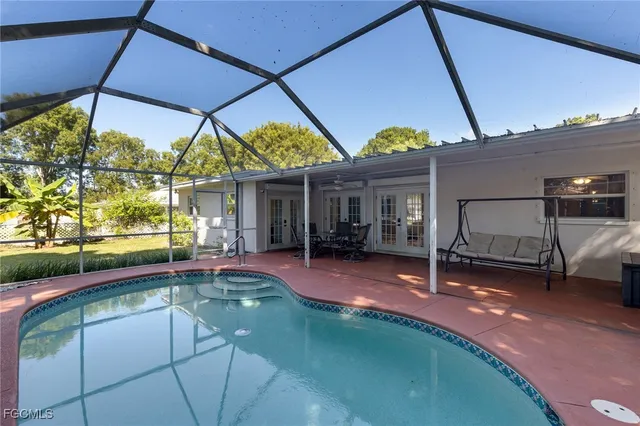 $475,000 | 1292 Biltmore Drive, Fort Myers, FL 33901