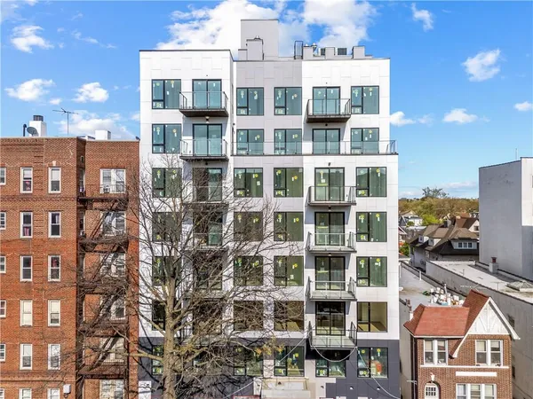 $450,000 | 2183 Ocean Avenue, Unit 2C | Madison