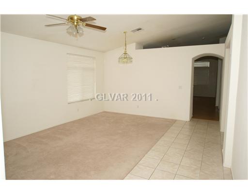1487 Rancho Ridge Drive Henderson, NV 89012 - Photo 2 of 12 Living Room.