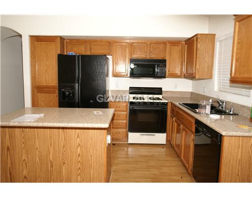 1487 Rancho Ridge Drive Henderson, NV 89012 - Photo 7 of 12 Kitchen.