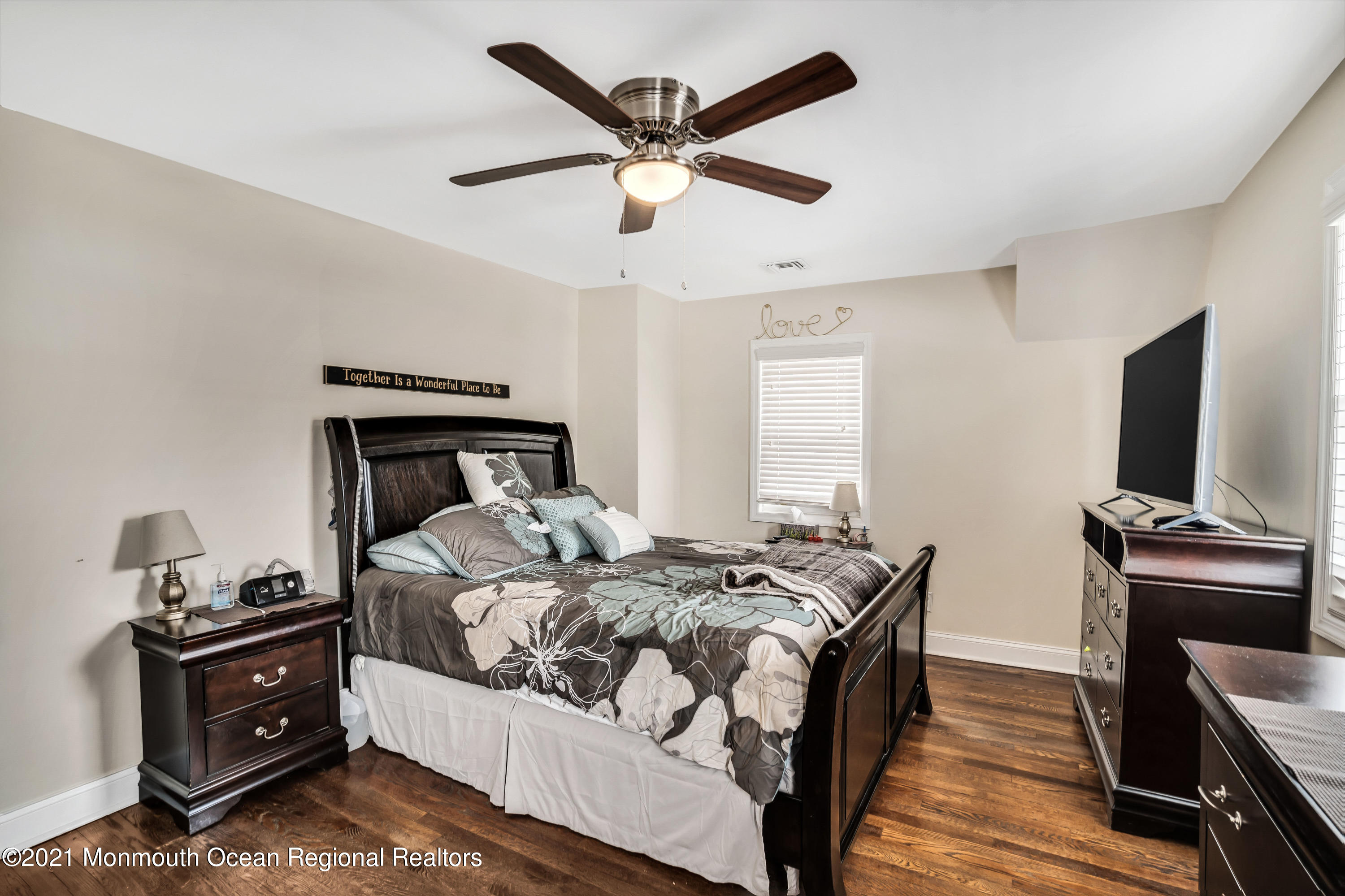 824 Chestnut Street Roselle, NJ 07203 - Photo 25 of 41 028_dsc05391