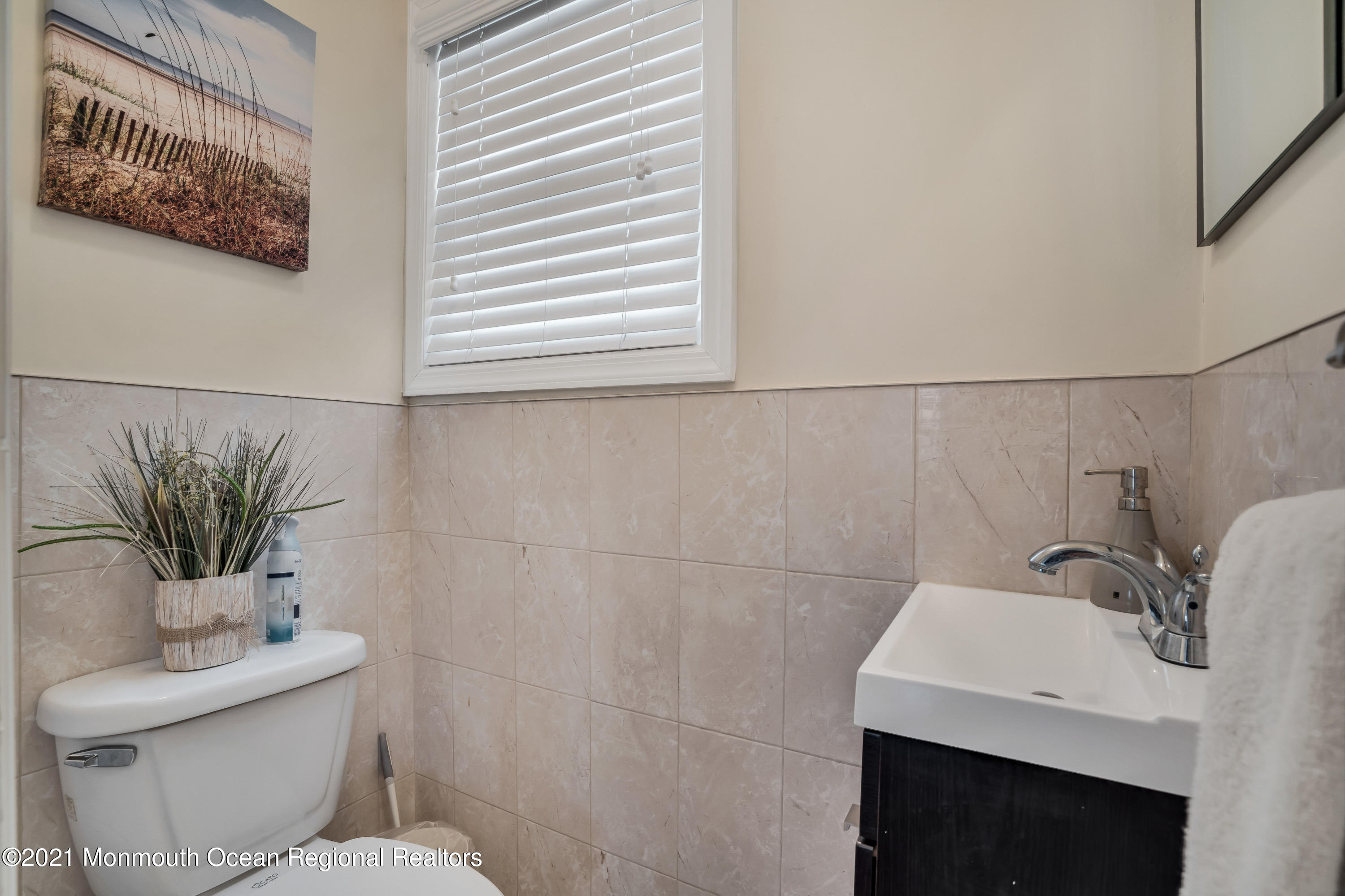 824 Chestnut Street Roselle, NJ 07203 - Photo 29 of 41 032_dsc05301