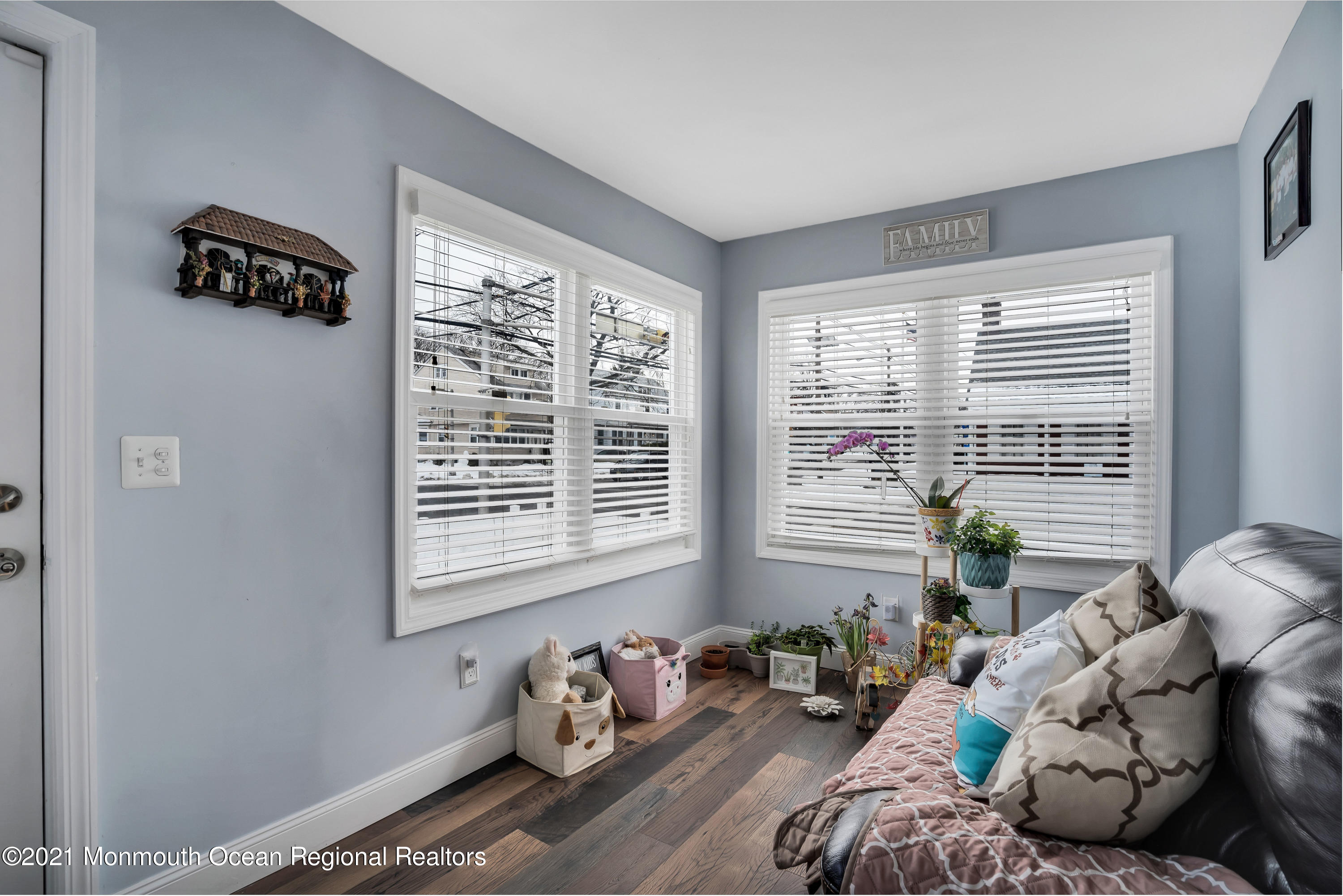 824 Chestnut Street Roselle, NJ 07203 - Photo 8 of 41 010_dsc05351