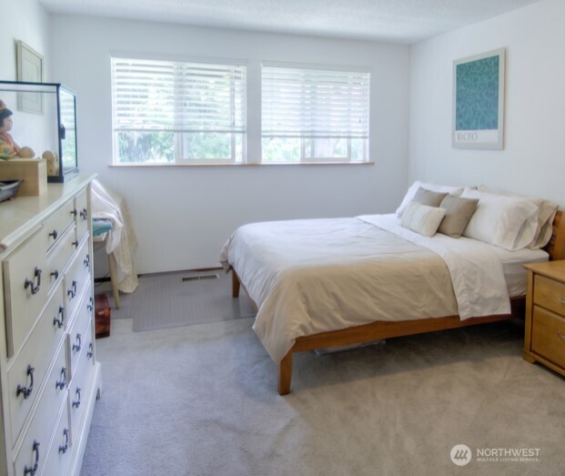 4703 Fairview Road Southwest, Unit 6 Olympia, WA 98512 - Photo 13 of 33