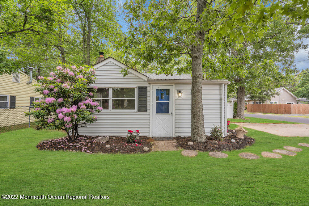2 Central Avenue Waretown, NJ 08758 - Photo 1 of 21 front with driveway view