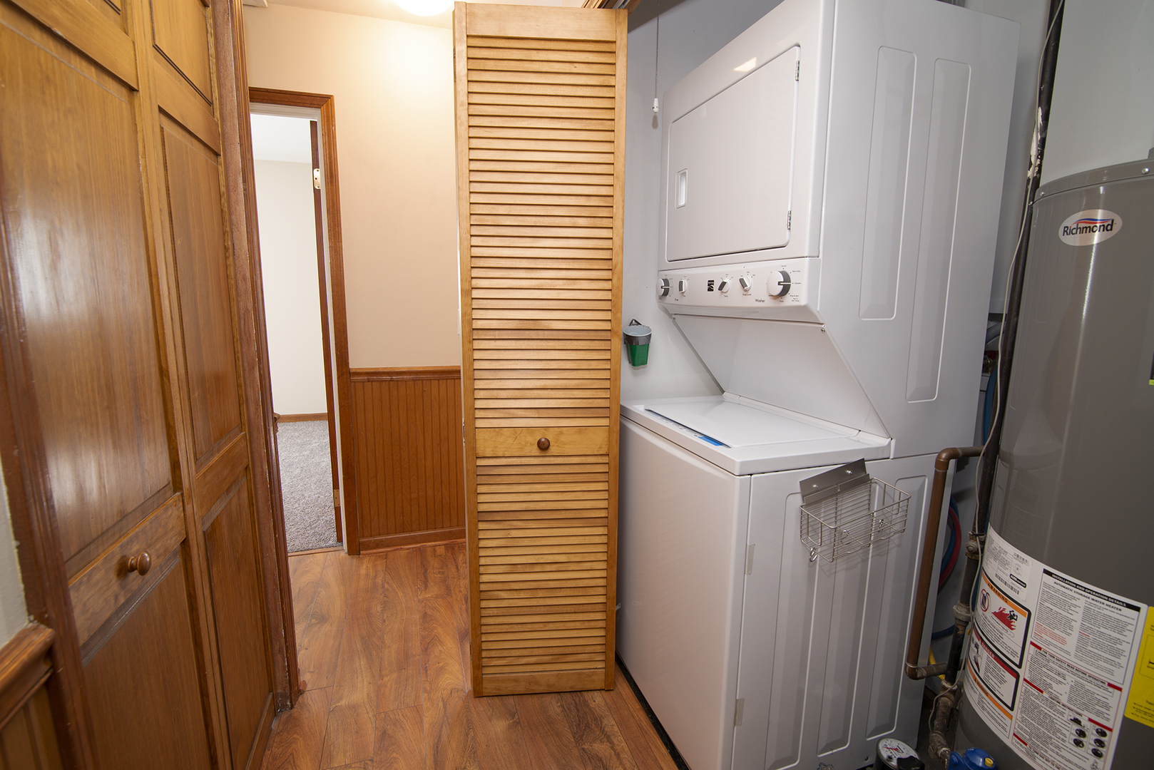 37 Durango Road Montgomery, IL 60538 - Photo 21 of 27 a utility room with dryer and washer