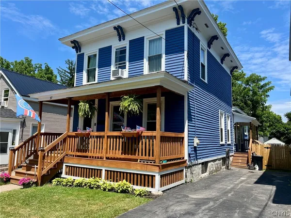 $159,900 | 37 West 9th Street, Oswego, NY 13126