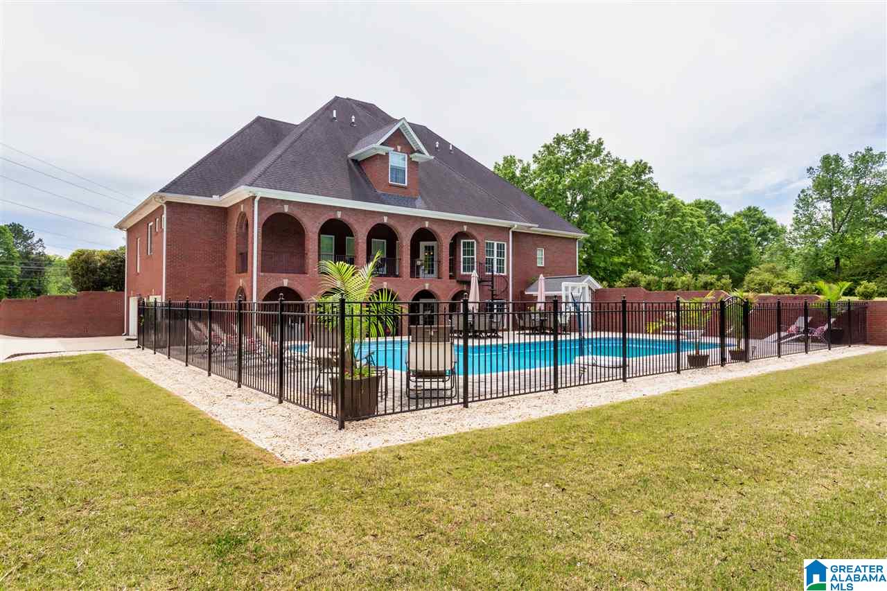 8137 Dickey Springs Road Bessemer, AL 35022 - Photo 5 of 46