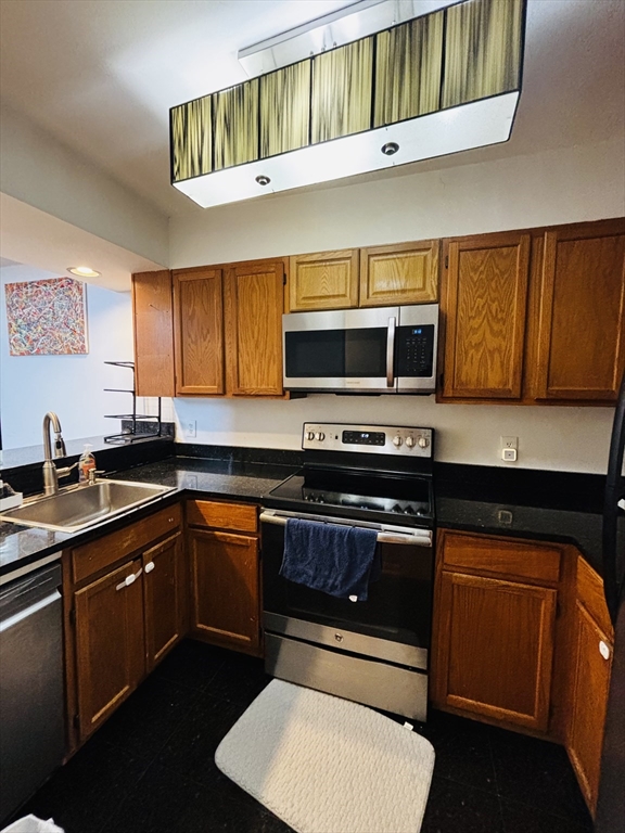 60 Gibson Street, Unit 303 Boston, MA 02122 - Photo 5 of 12