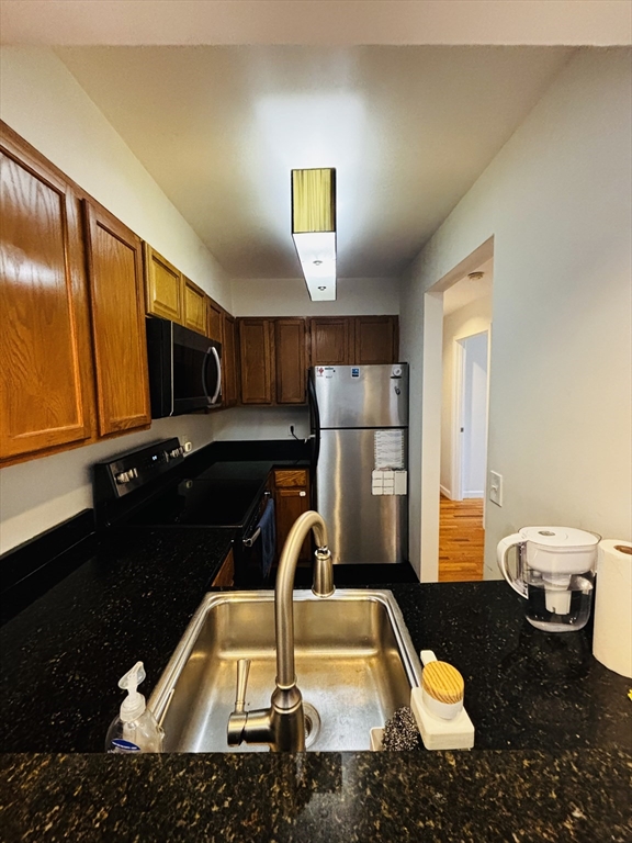 60 Gibson Street, Unit 303 Boston, MA 02122 - Photo 6 of 12