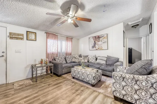 $130,000 | 6250 Federal Boulevard, Denver, CO 80221