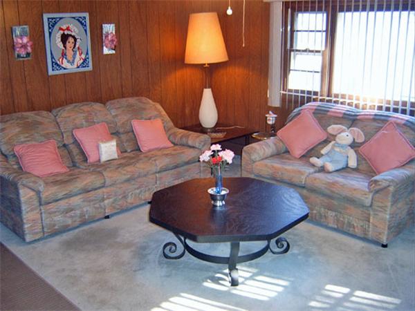 51 Loud Road Holbrook, MA 02343 - Photo 6 of 17 Gallery Image 6