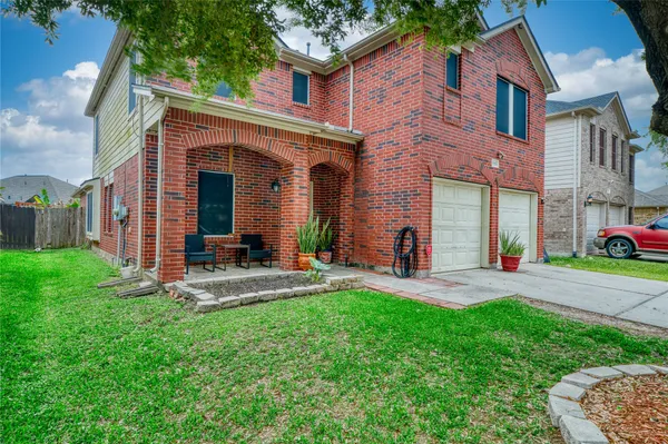 $284,999 | 2210 Mountain Ranch Drive, Houston, TX 77049