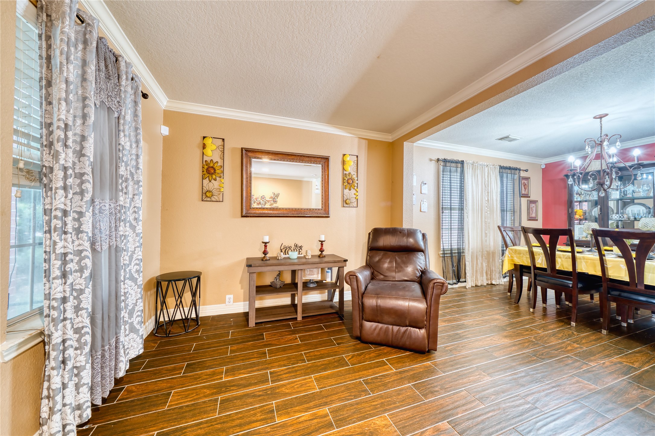 2210 Mountain Ranch Drive Houston, TX 77049 - Photo 11 of 36