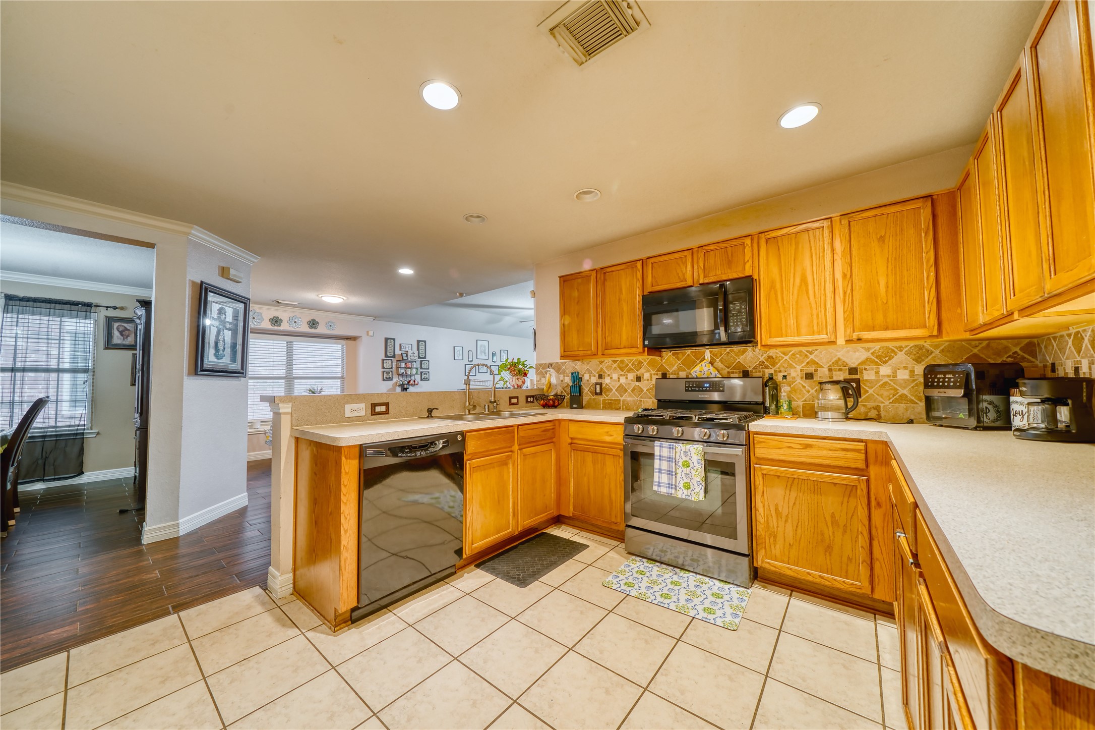 2210 Mountain Ranch Drive Houston, TX 77049 - Photo 34 of 36