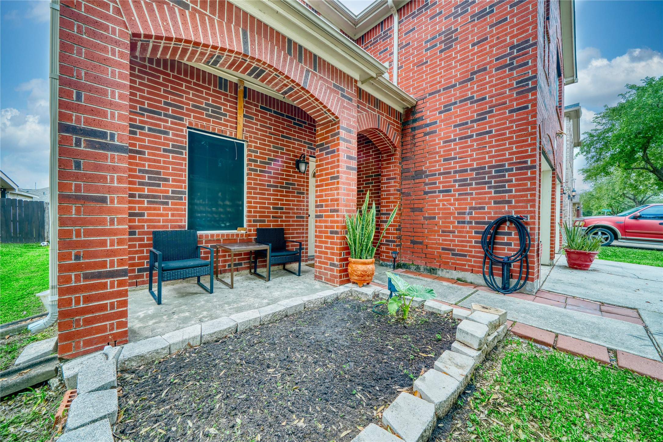 2210 Mountain Ranch Drive Houston, TX 77049 - Photo 9 of 36