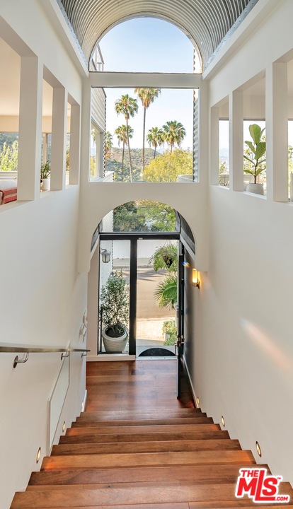 3711 Prestwick Drive Los Angeles, CA 90027 - Photo 2 of 37 a view of an entryway