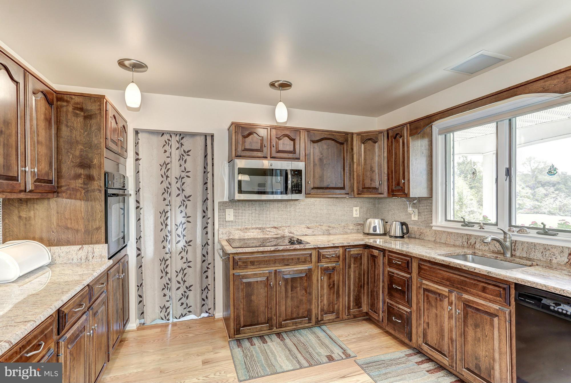 238 Hunters Road Washington, VA 22747 - Photo 12 of 30 Kitchen