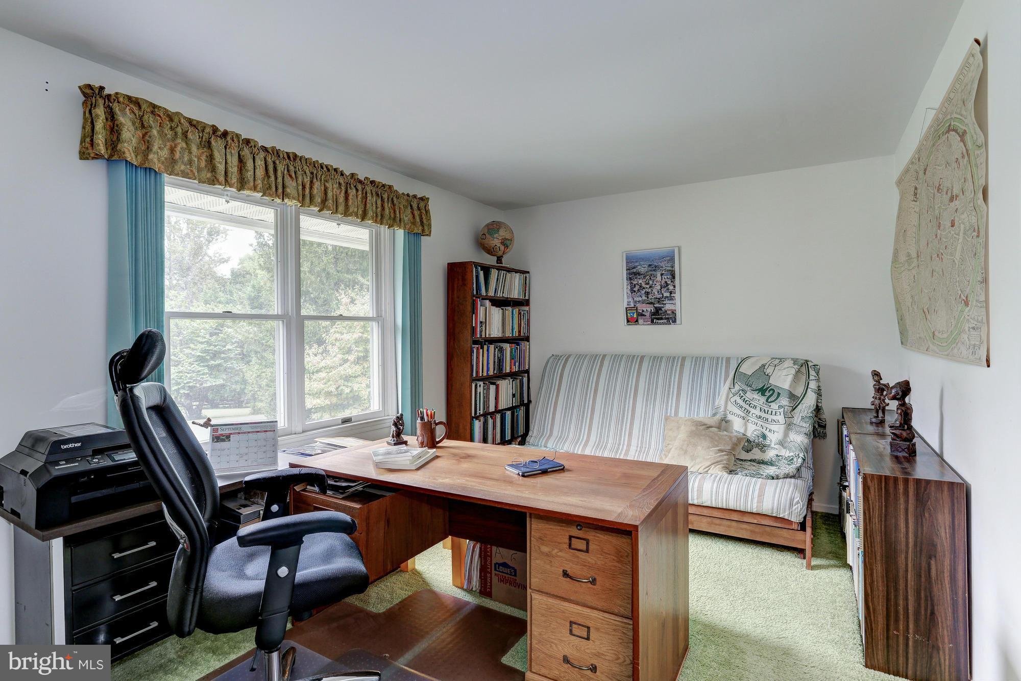 238 Hunters Road Washington, VA 22747 - Photo 19 of 30 3rd bedroom, office or both!