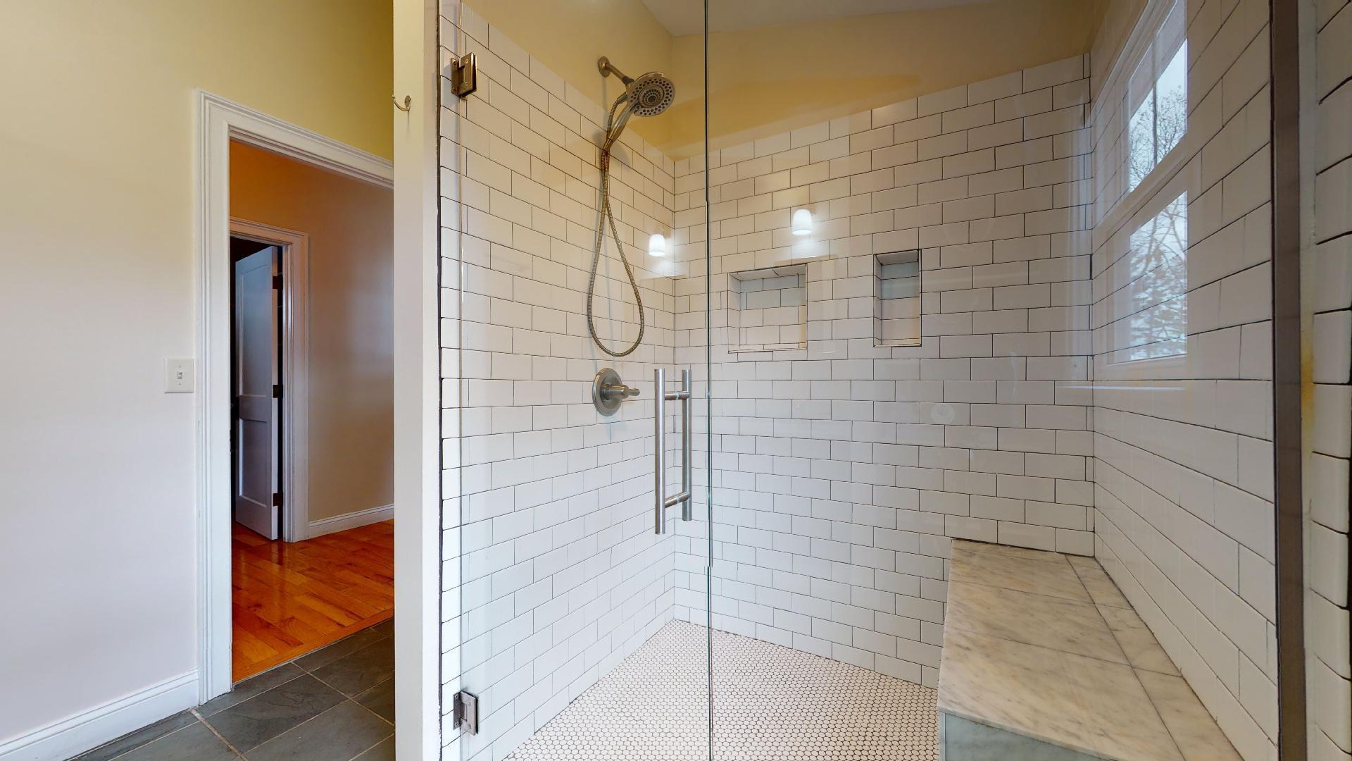 122 Brook Road Falmouth, ME 04105 - Photo 8 of 38 7-web-or-mls-122-Brook-Road-Falmouth-041