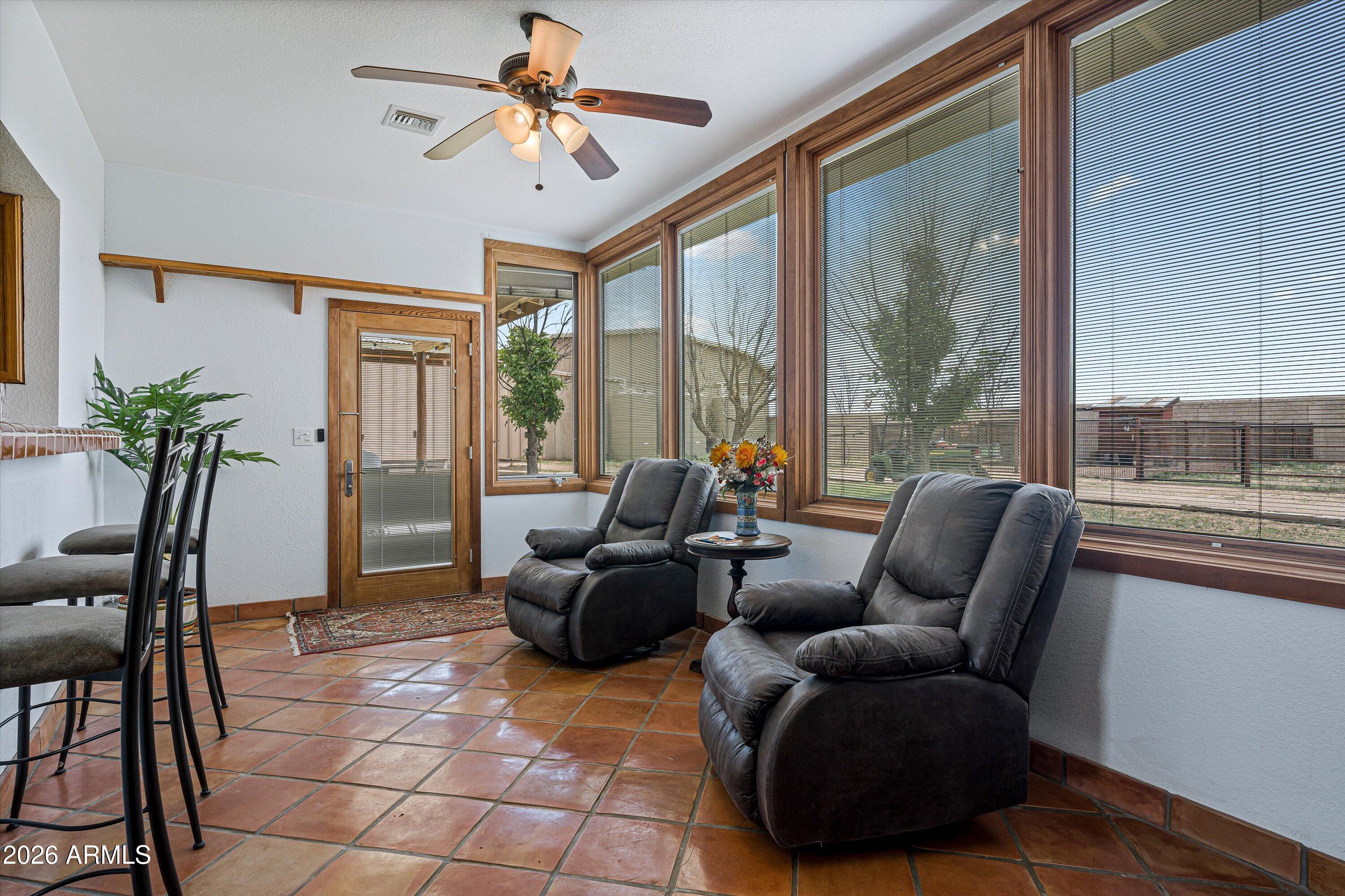 3661 East Antelope Road Pearce, AZ 85625 - Photo 15 of 52 18-Family Room