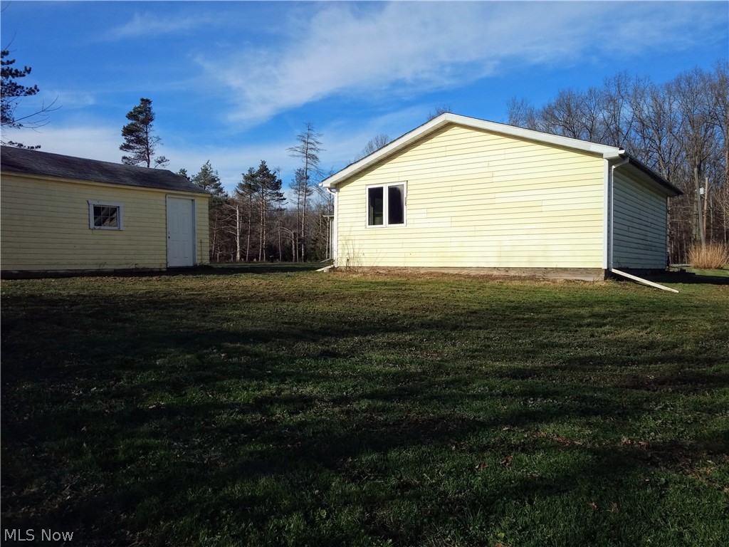 965 Prentice Road Northwest Warren, OH 44481 - Photo 12 of 15